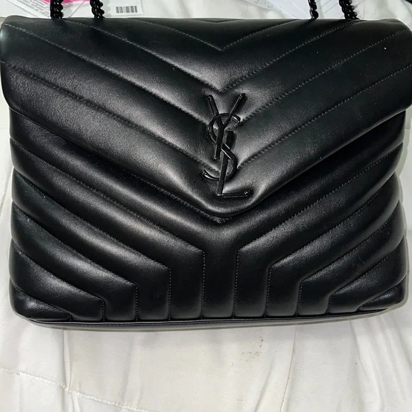 Authentic YSL purse - Picture 2 of 4